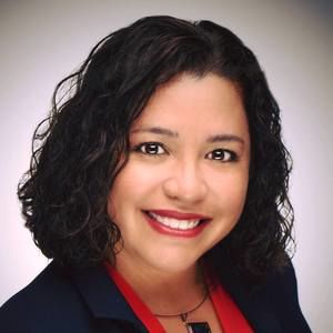 Meet your Posher, Antonia